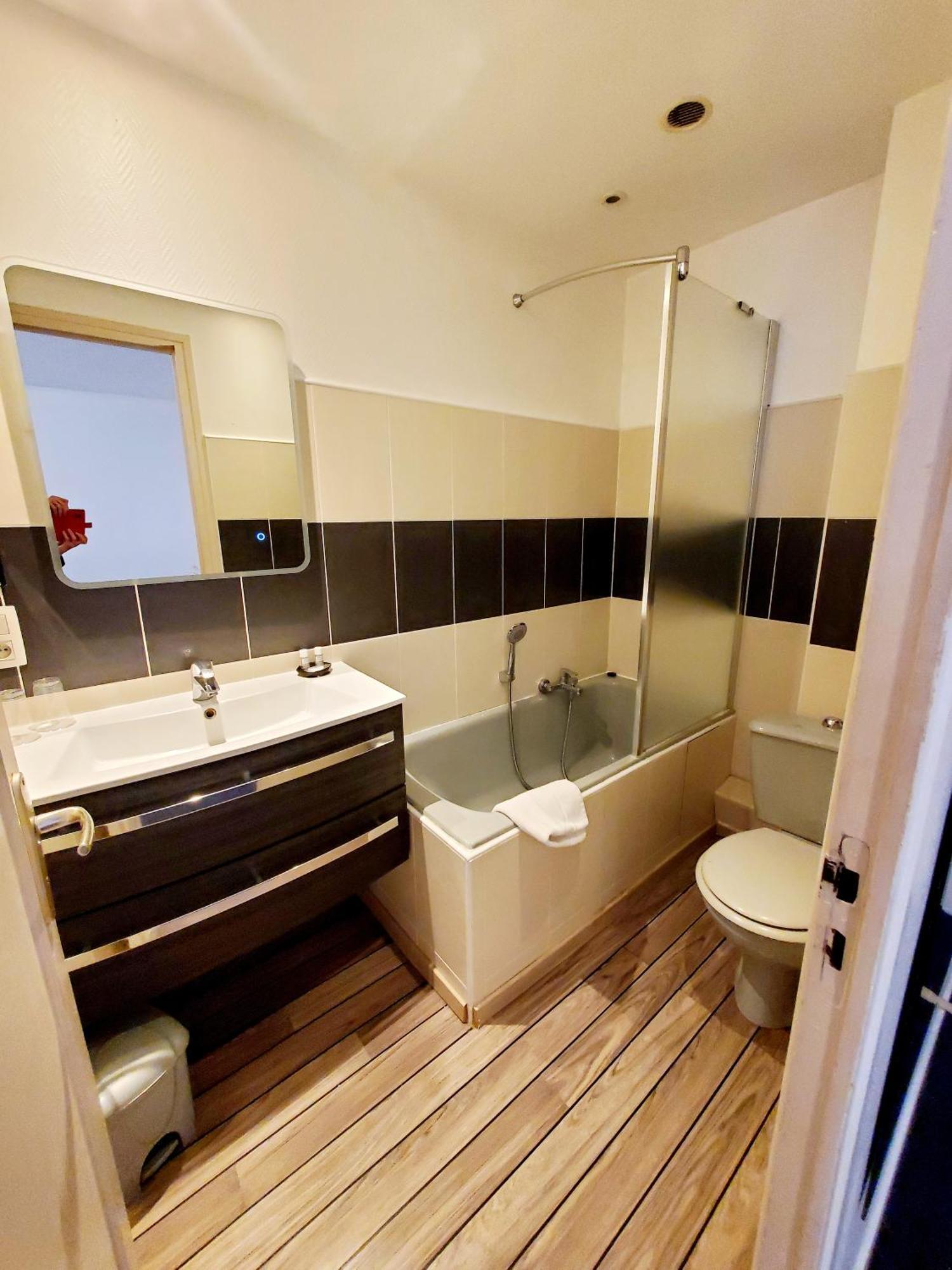 Logis Hotel Belle Etoile Vichy Exteriör bild